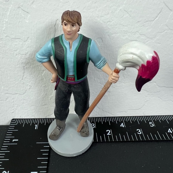 Frozen Kristoff with mop Disney toy figure - Picture 2 of 5